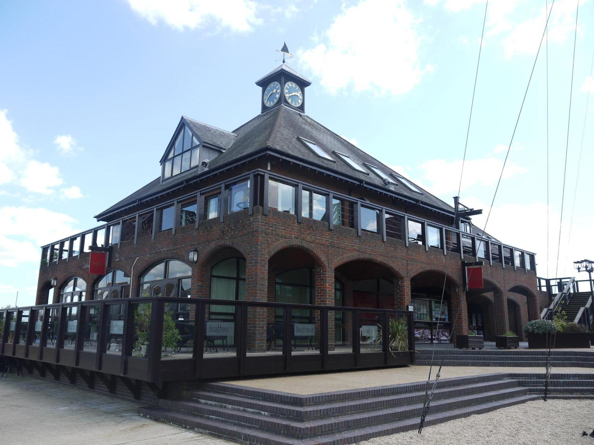 Boathouse Hotel Hythe  Buitenkant foto